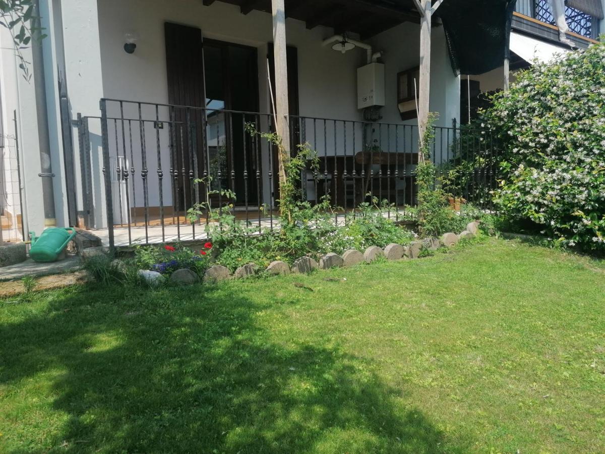 Casa Laghetto Villa Castellaro  Exterior photo